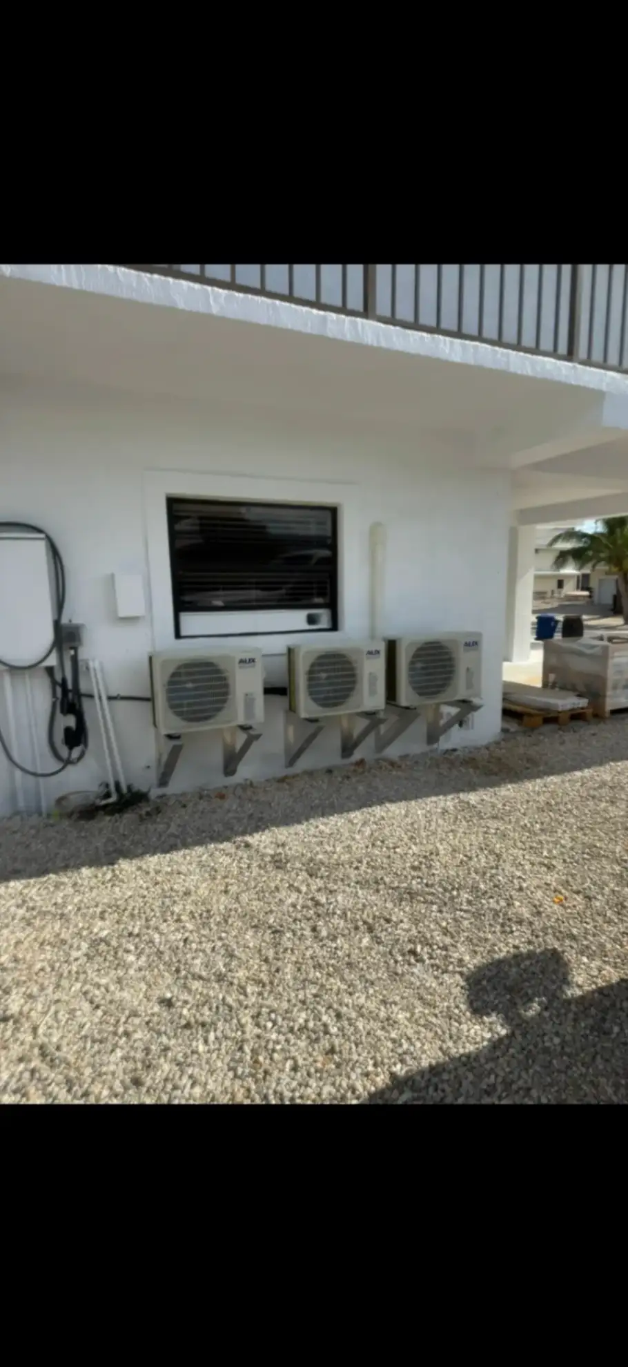 Wall mounted mini split AC system